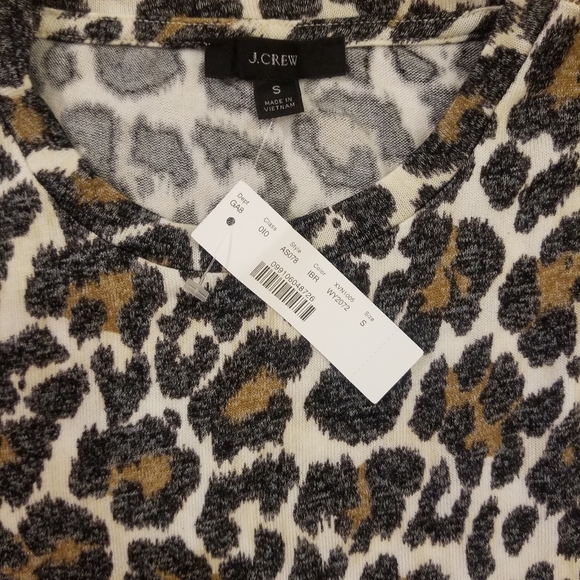 J Crew Supercozy Leopard Puff Sleeve Pullover Top - Picture 2 of 5